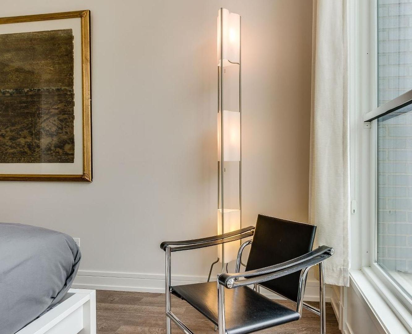Designer 3br With Balcony & Elevator On Clark! Apts Apartment Chicago