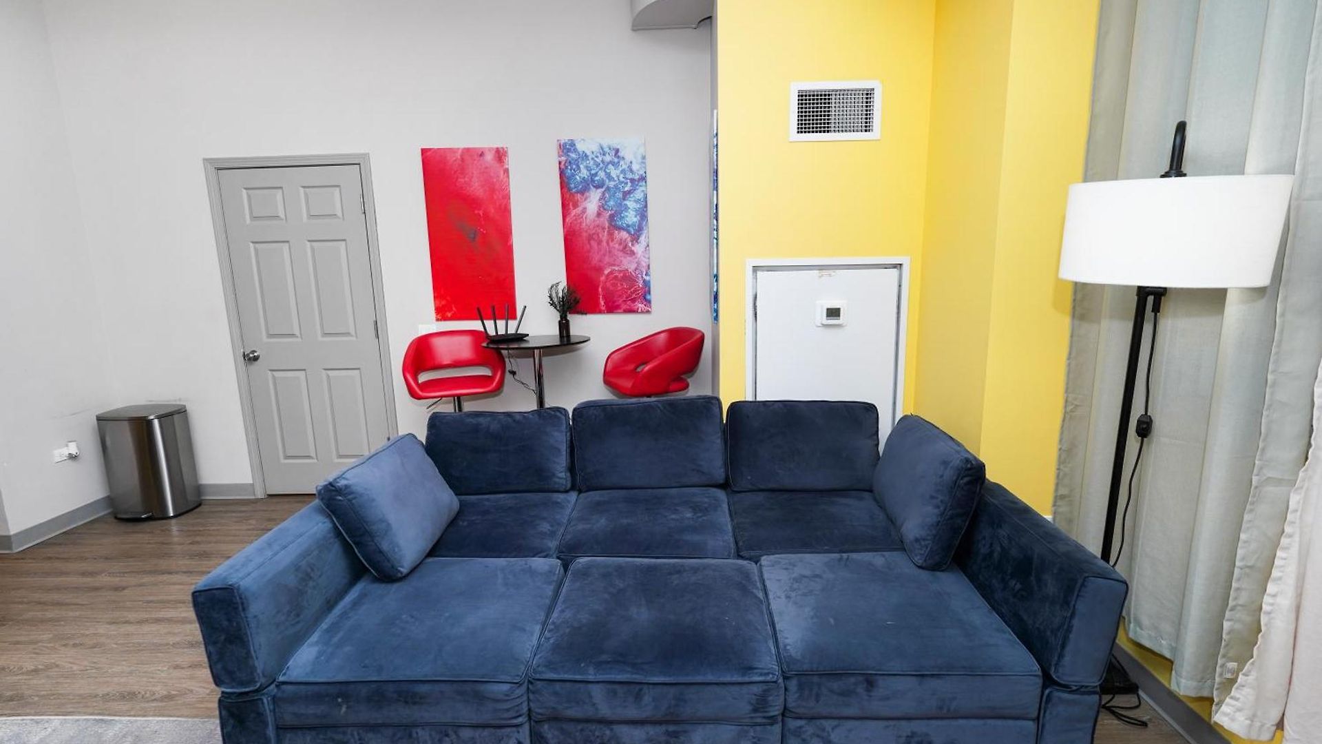 Bright 2br With Gym And Optional Parking Near Soldier Field, Museum Campus, Mccormick Place