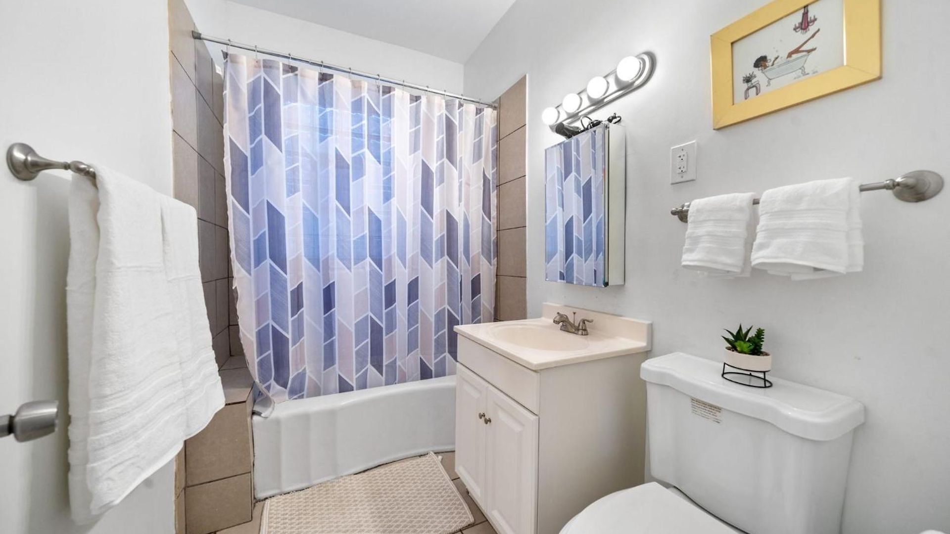 Cozy Woodlawn Retreat 2 Apartment Chicago