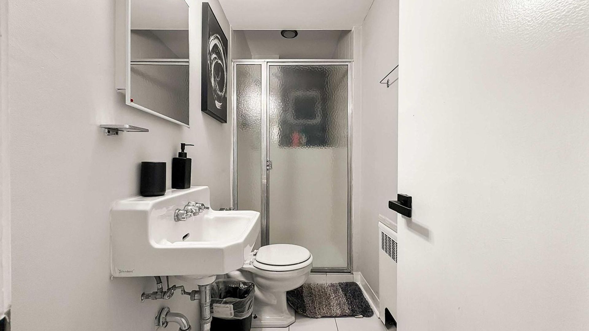 Spacious 4br Retreat - Chase E1 *