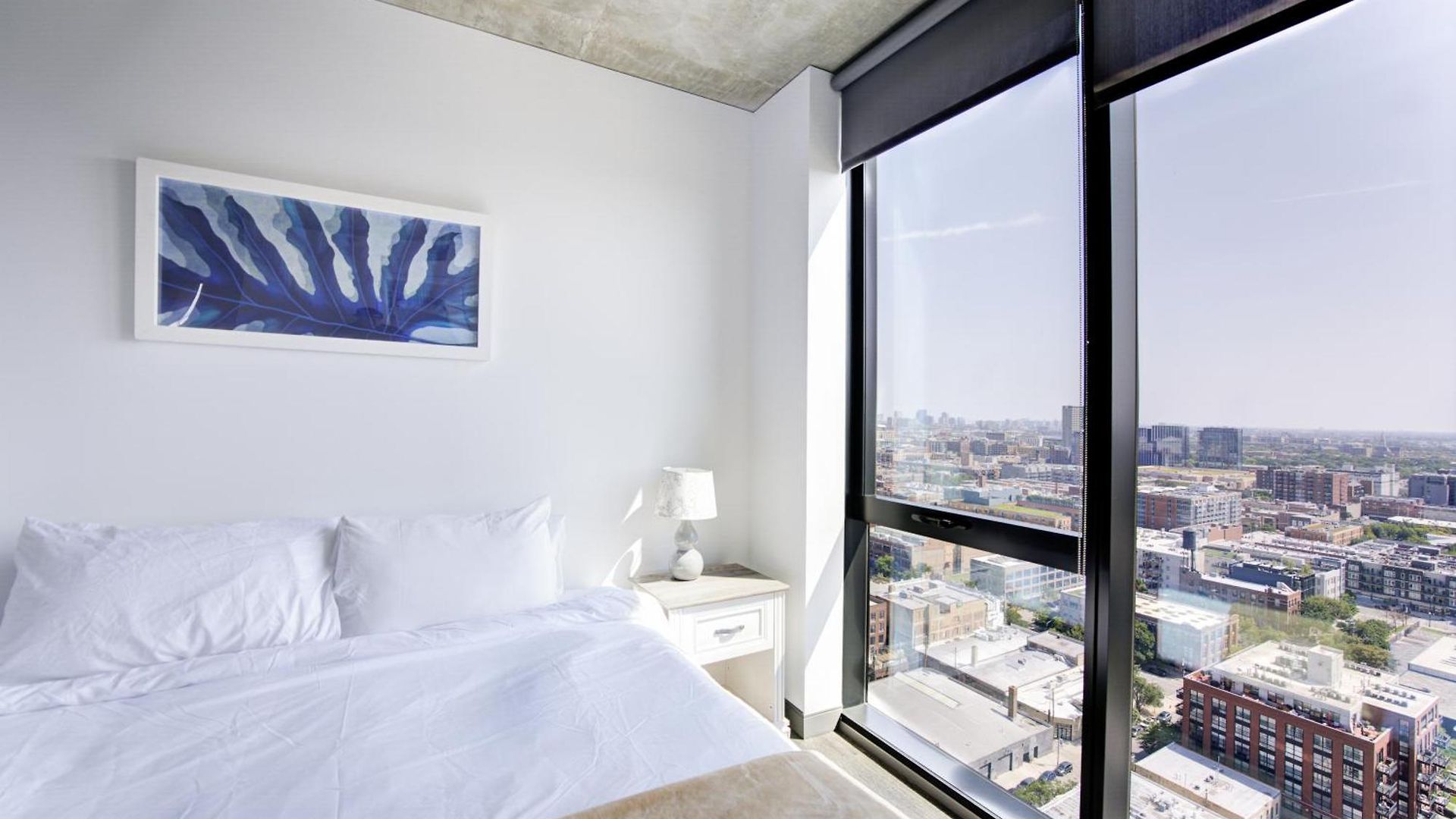 2br Designer Loft Modern Luxe In Center