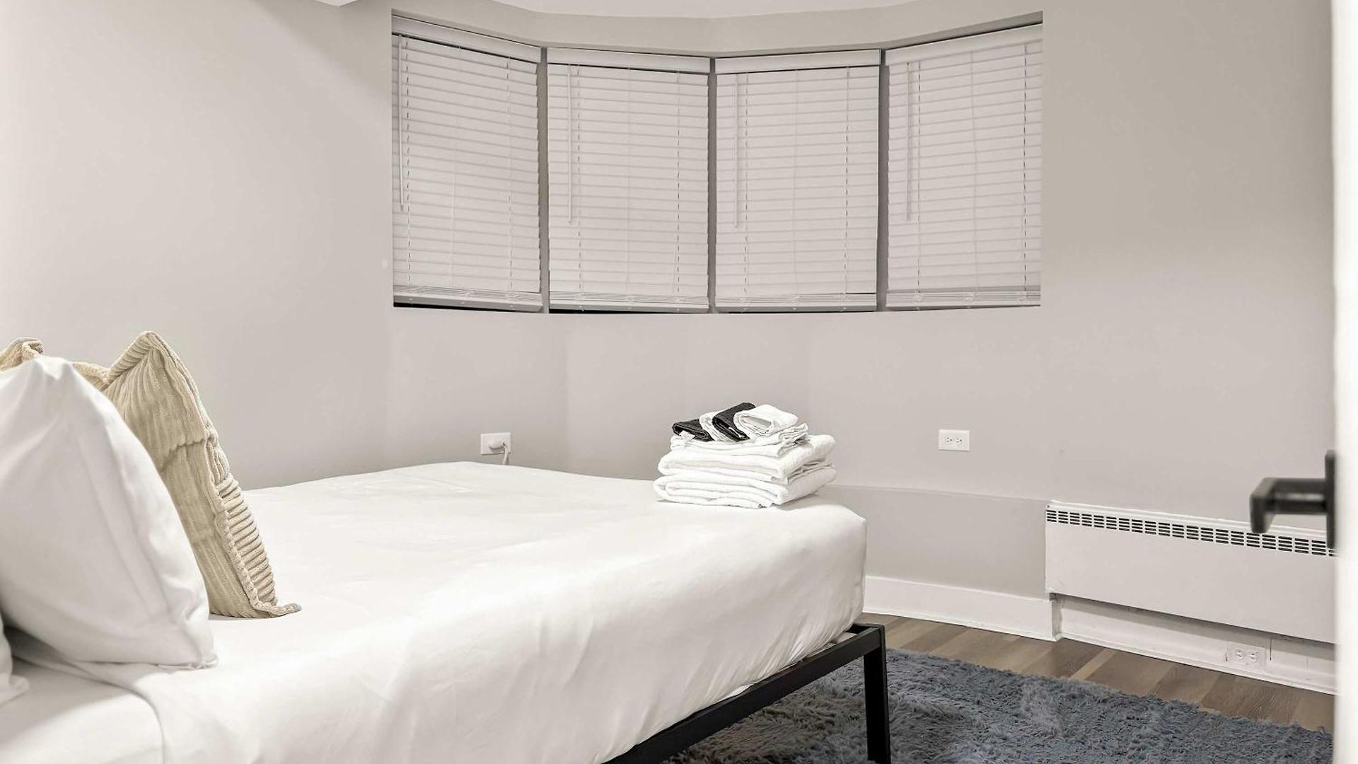 Apartment Spacious 4br Retreat - Chase E1
