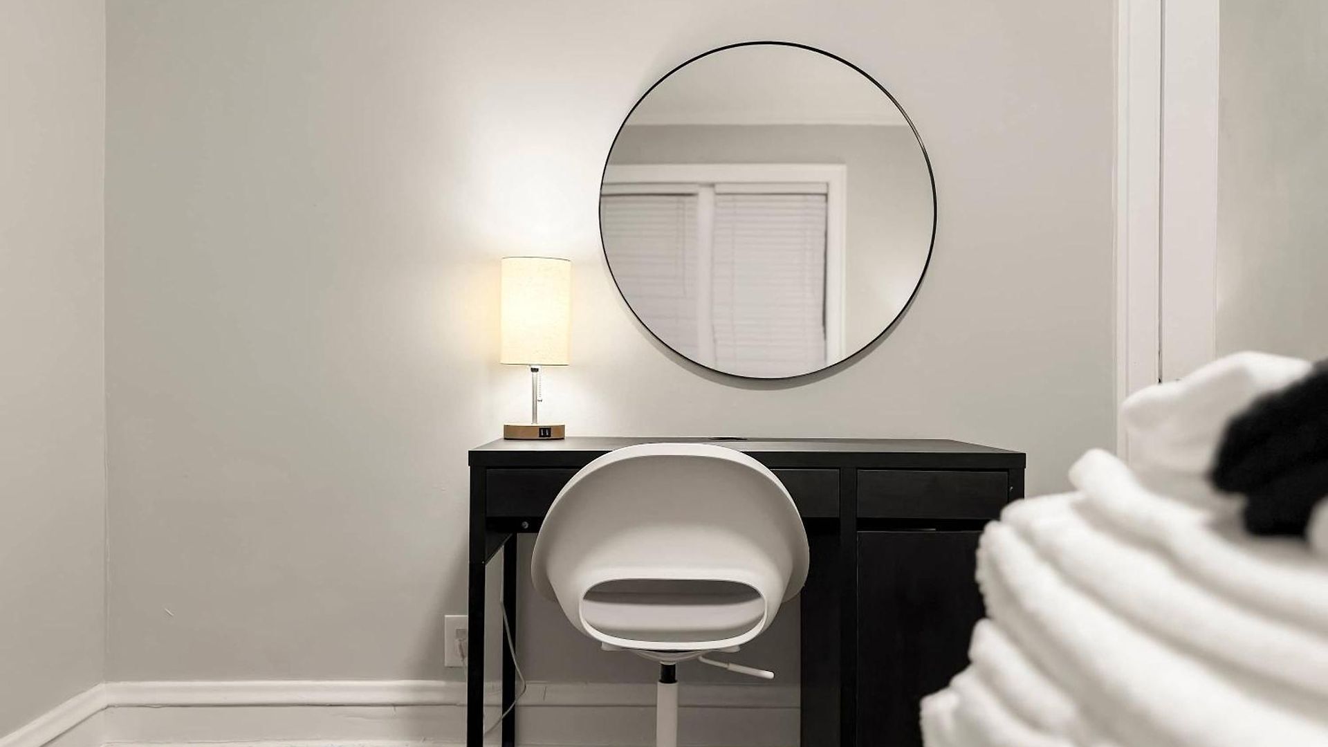 Spacious 4br Retreat - Chase E1 Apartment Chicago