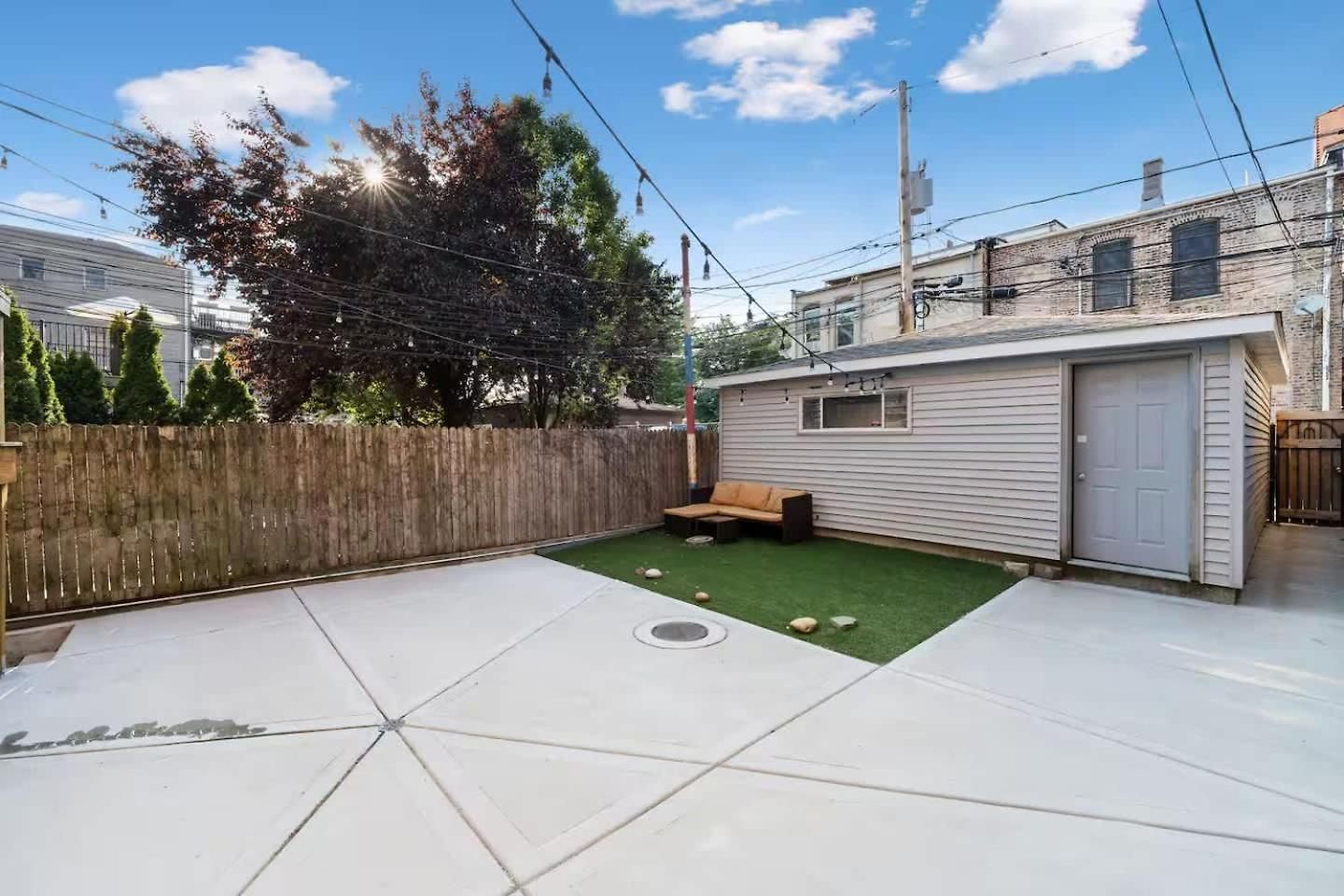 Beautiful Unit In * Chicago