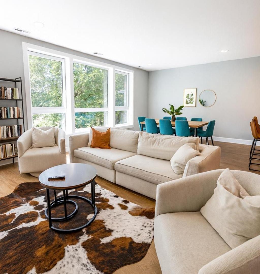 Dreams - Designer Style - - Sleeps 7