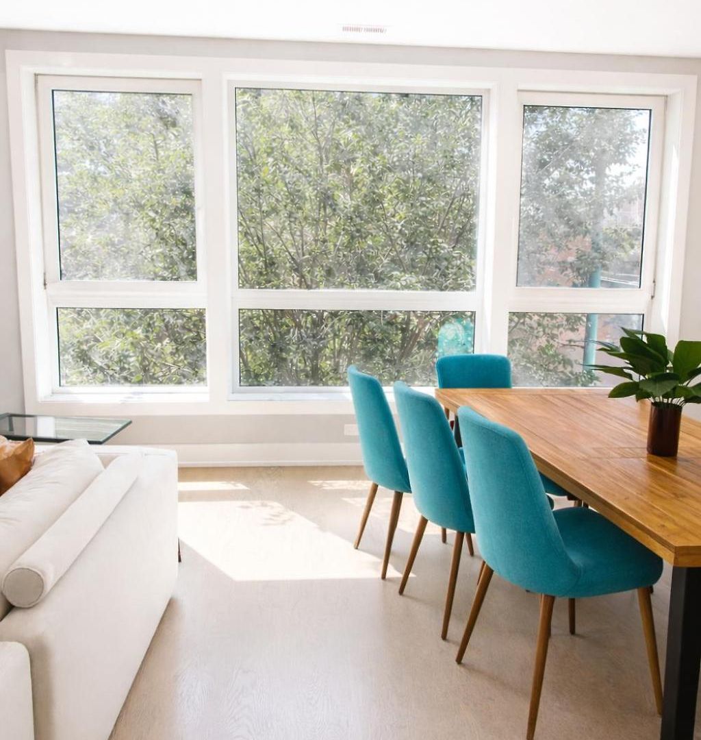 Apartment Dreams - Designer Style - - Sleeps 7 Chicago