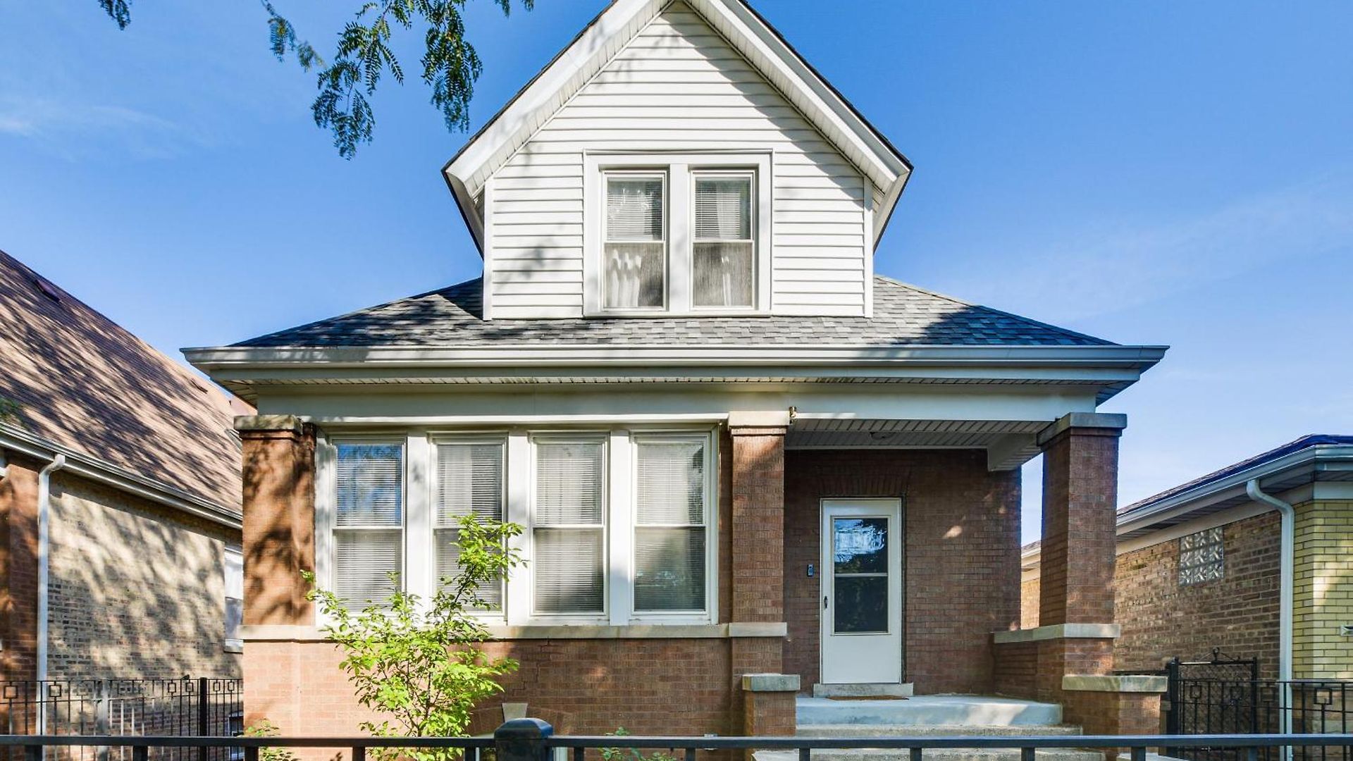 Apartment 2 Mi To Logan Square: Pet-friendly Urban Oasis! Chicago