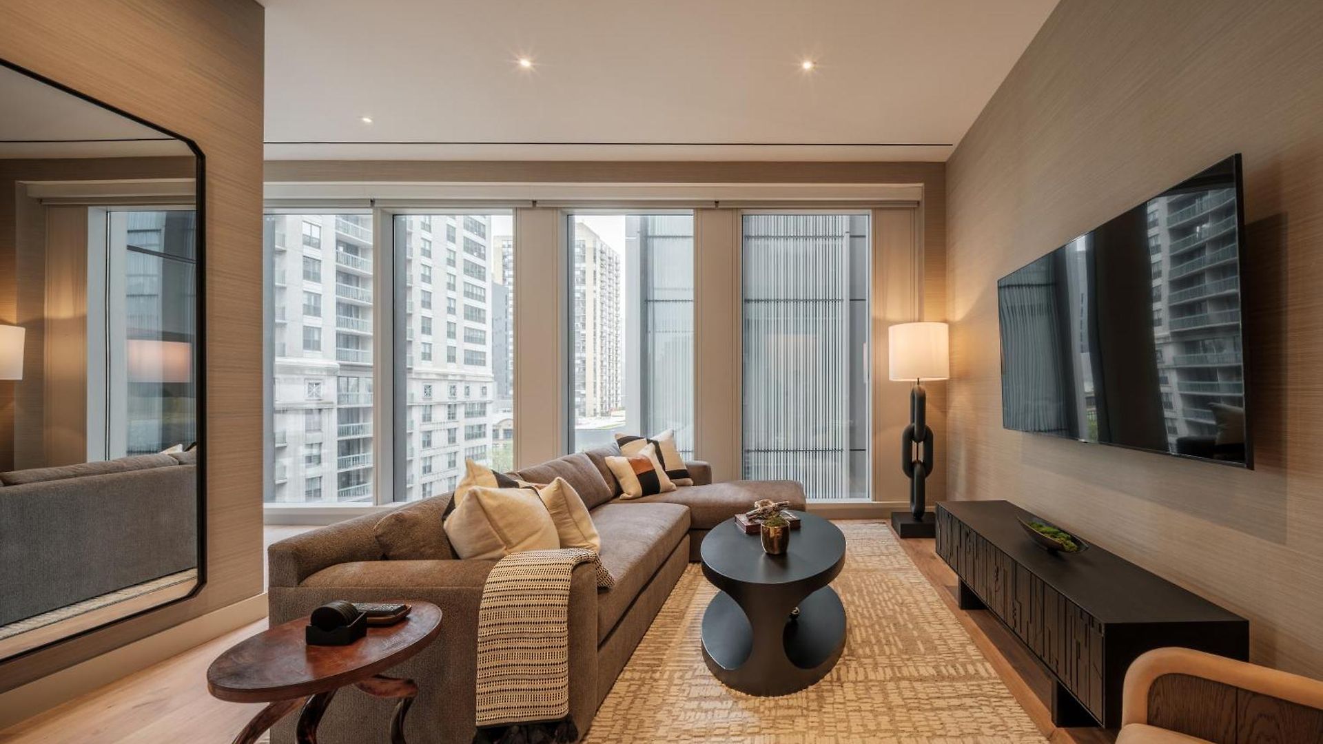 Hotel One 4*