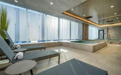 One 4* Chicago