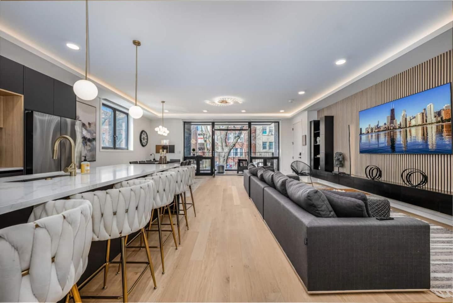 Ultra Modern Luxury - New Construction 4 Bedrooms * Chicago