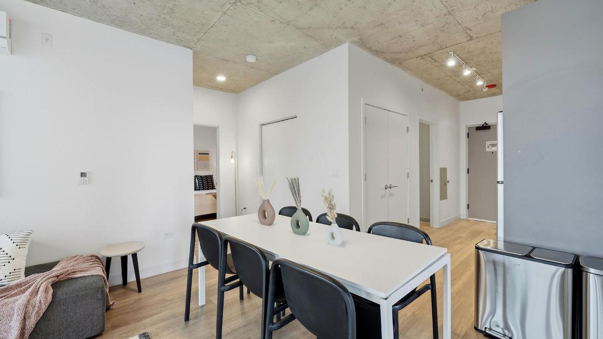 Envitae 4br Modern Sleek * Chicago
