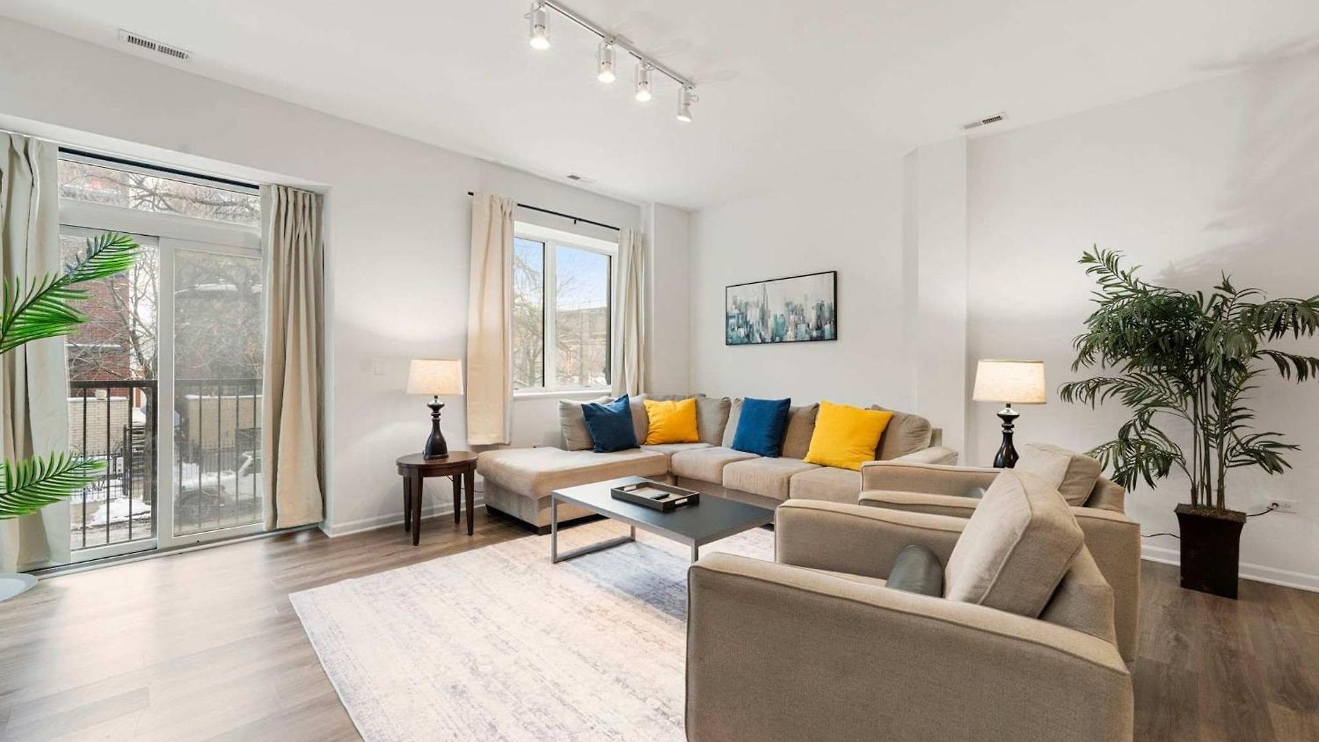 Modern 3br Near Mccormick & South Loop