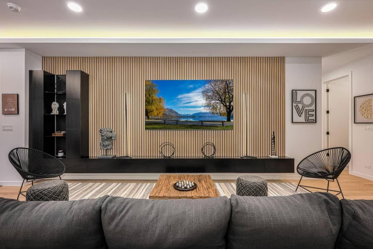 Ultra Modern Luxury - New Construction 4 Bedrooms Chicago