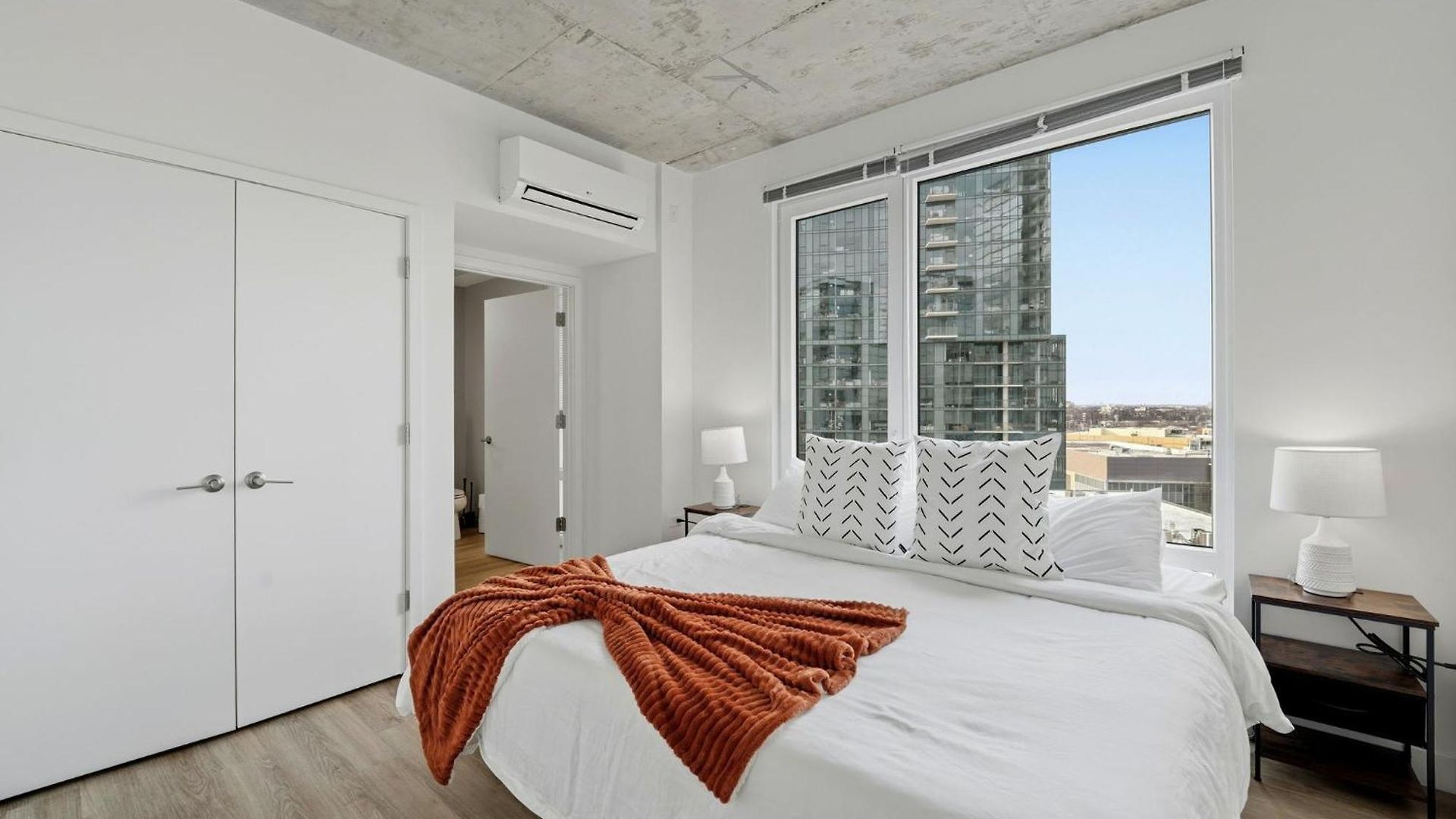 Envitae 4br Modern Sleek *