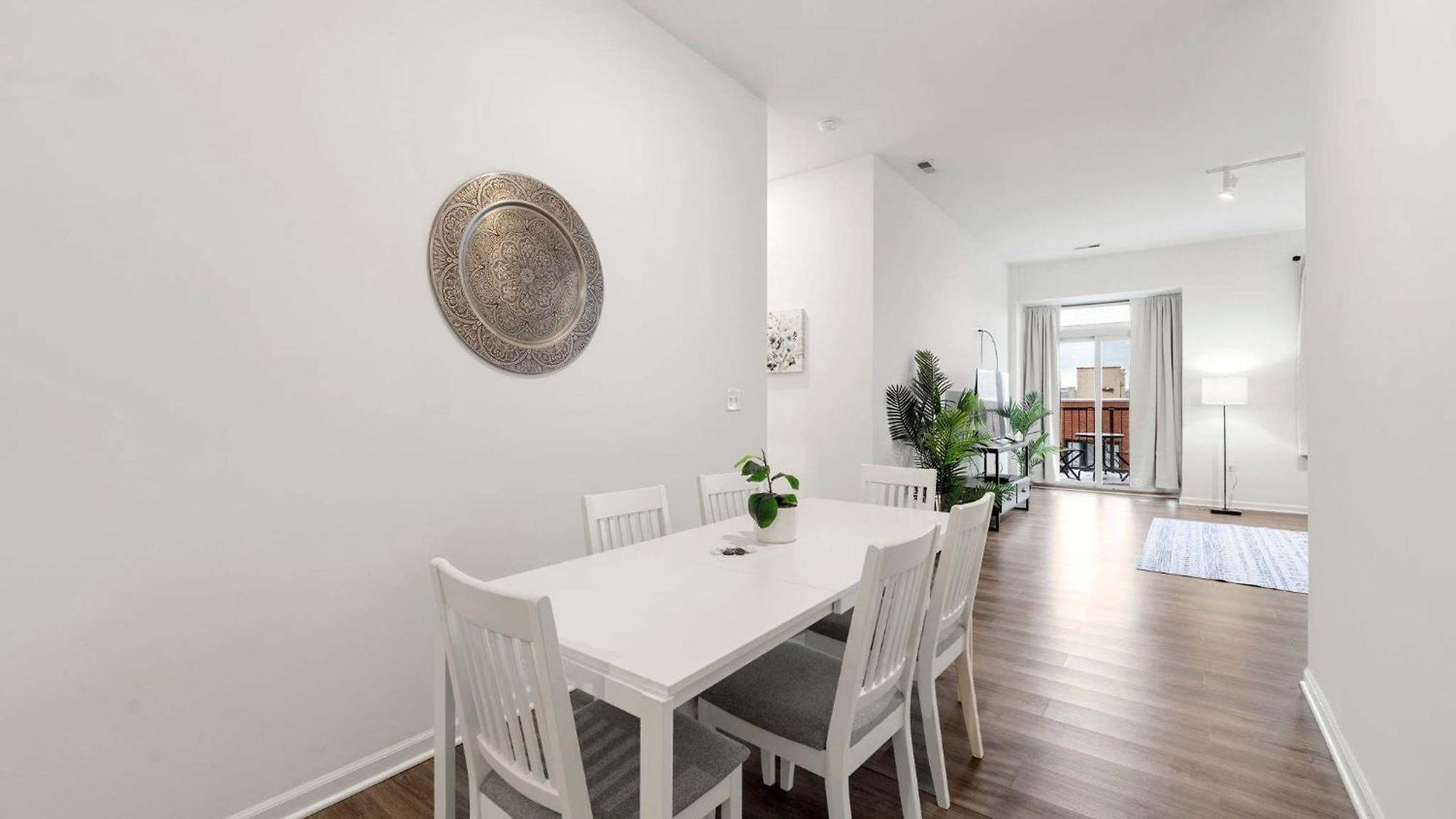 Spacious 3br Urban Getaway W Gym Holiday home Chicago
