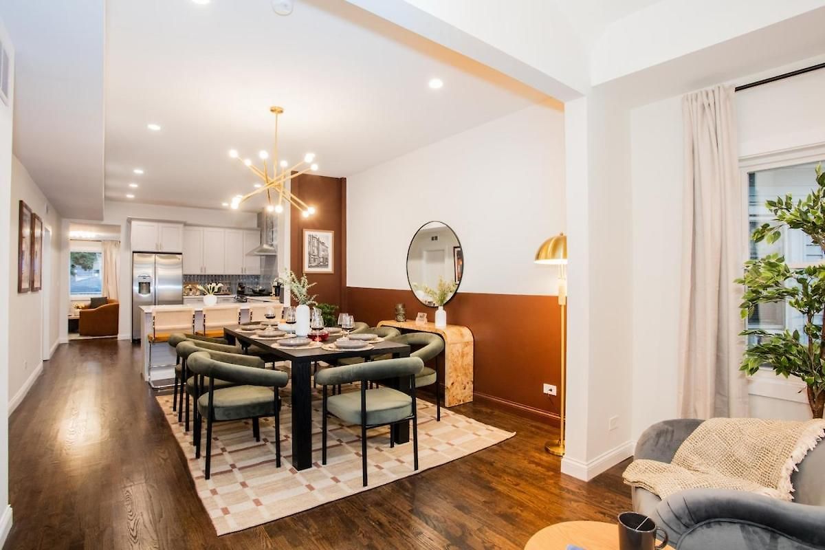 The Retreat - Hot Tub, Theater, Game Room, Fire Pit, Bar, Sleeps 14 *