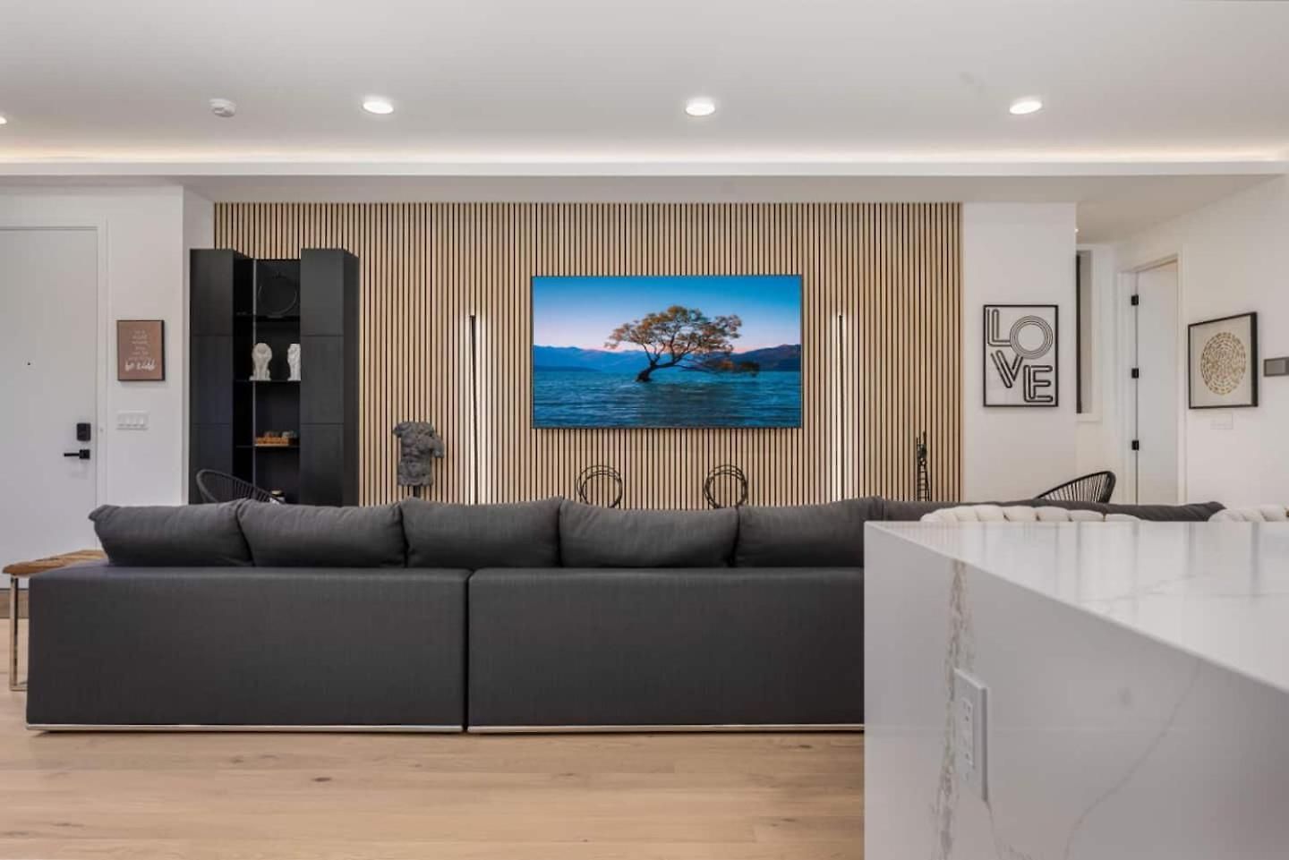 Ultra Modern Luxury - New Construction 4 Bedrooms Chicago