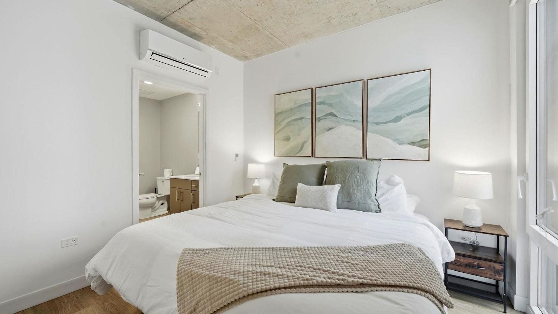 Envitae 4br Luxury Modern Holiday home Chicago