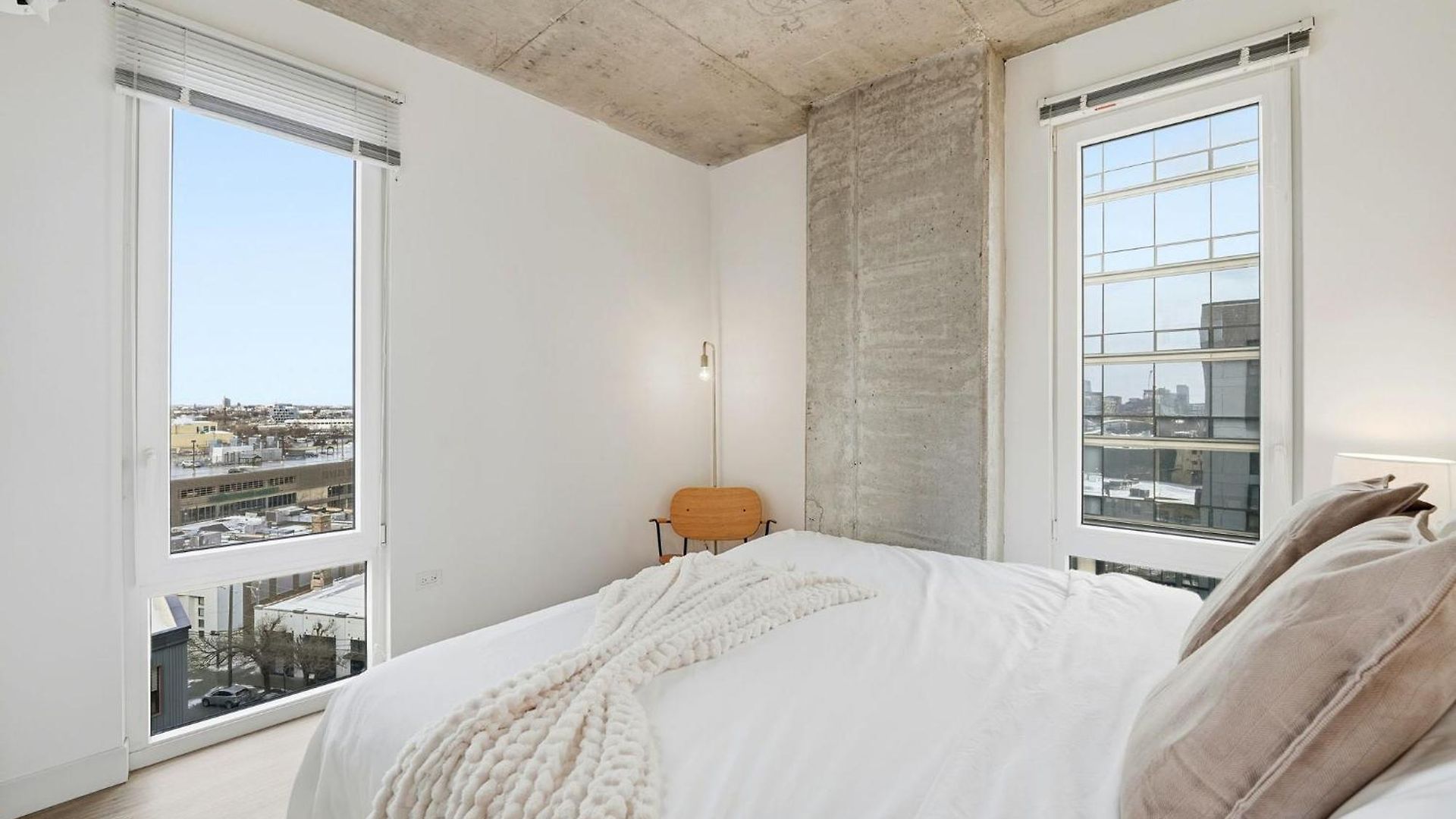 Envitae 4br Modern Sleek Holiday home *