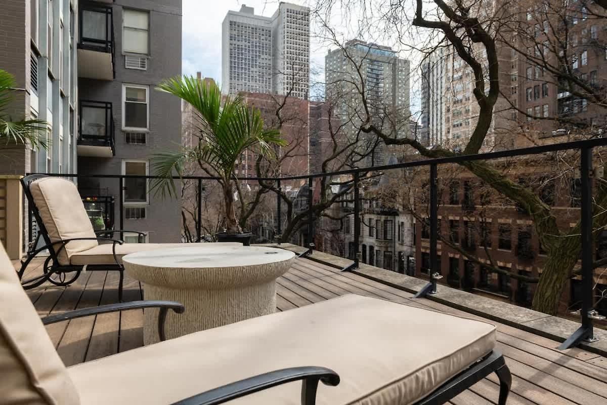 Holiday home Luxury Gold Coast Penthouse With Deck & Views