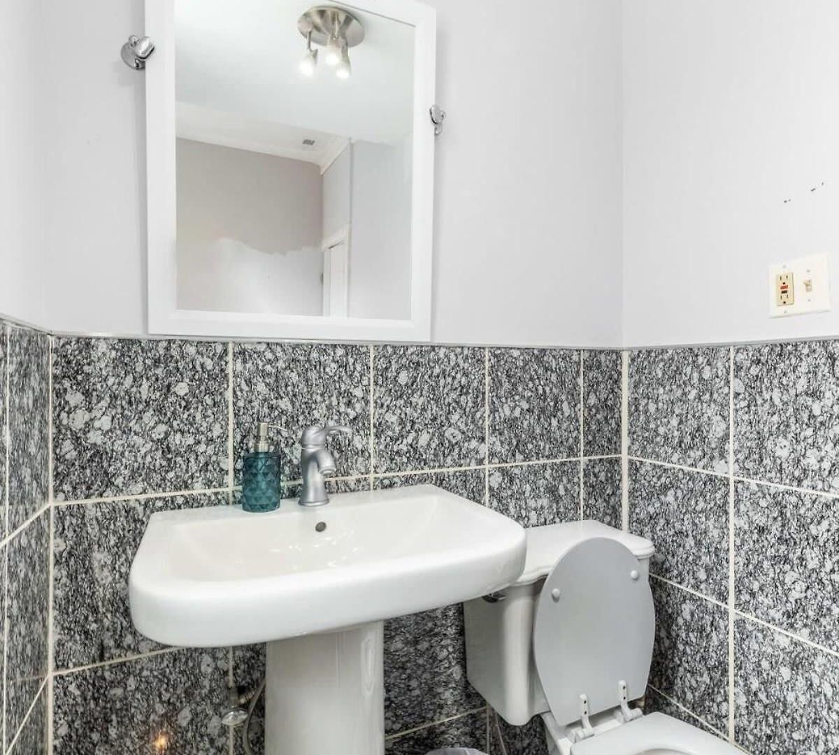 Modern 4 Bedroom Greystone Holiday home *