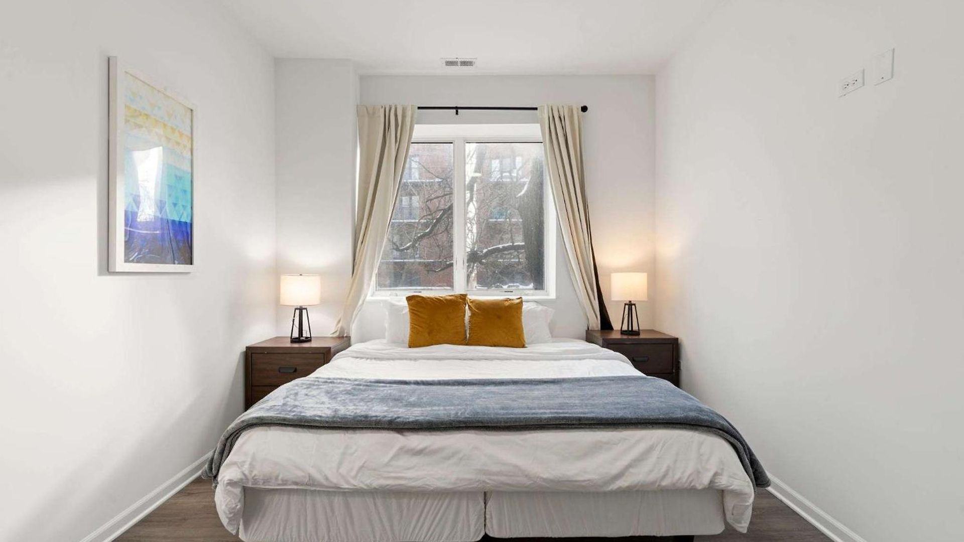 Modern 3br Near Mccormick & South Loop