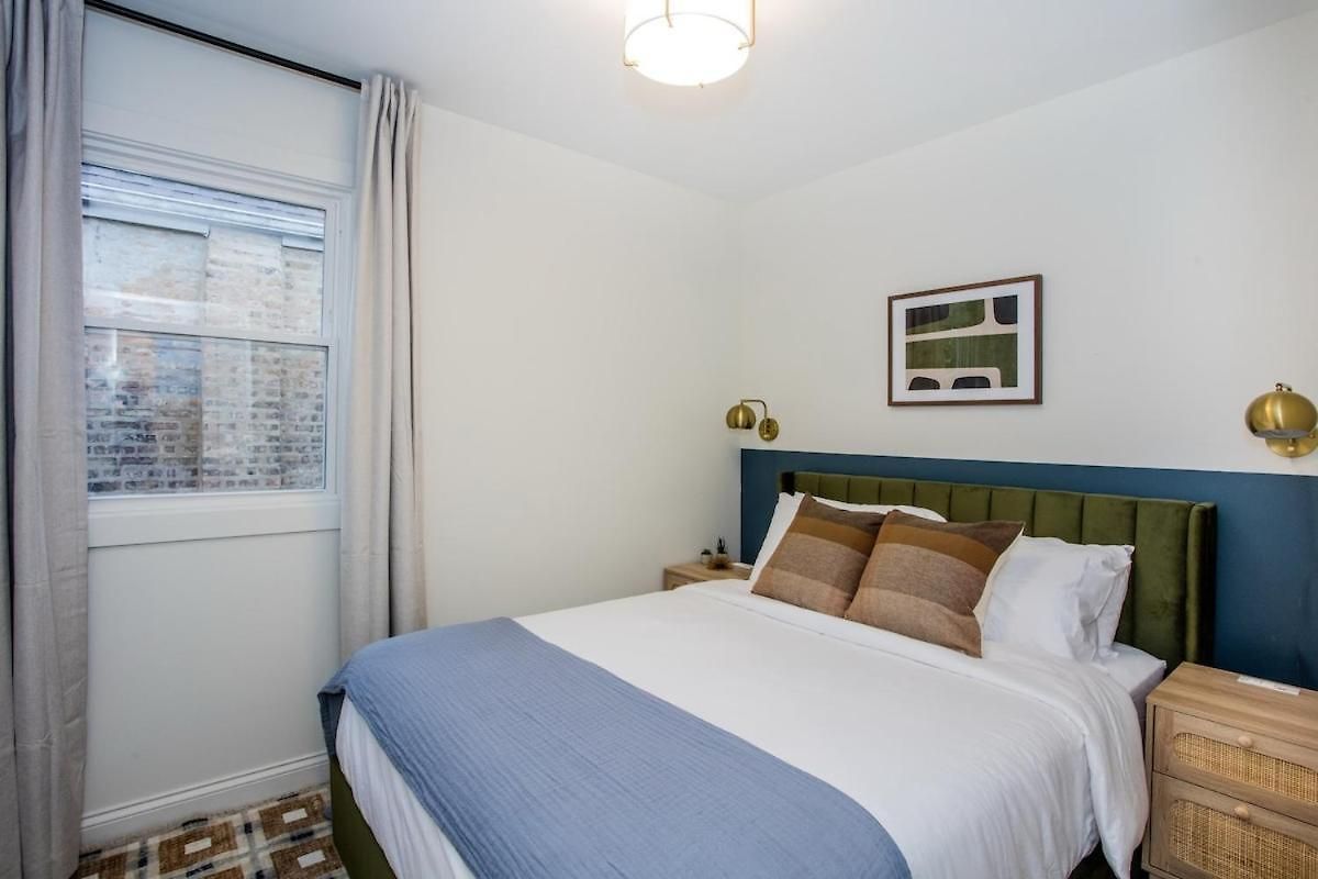 Holiday home The Retreat - Hot Tub, Theater, Game Room, Fire Pit, Bar, Sleeps 14 *
