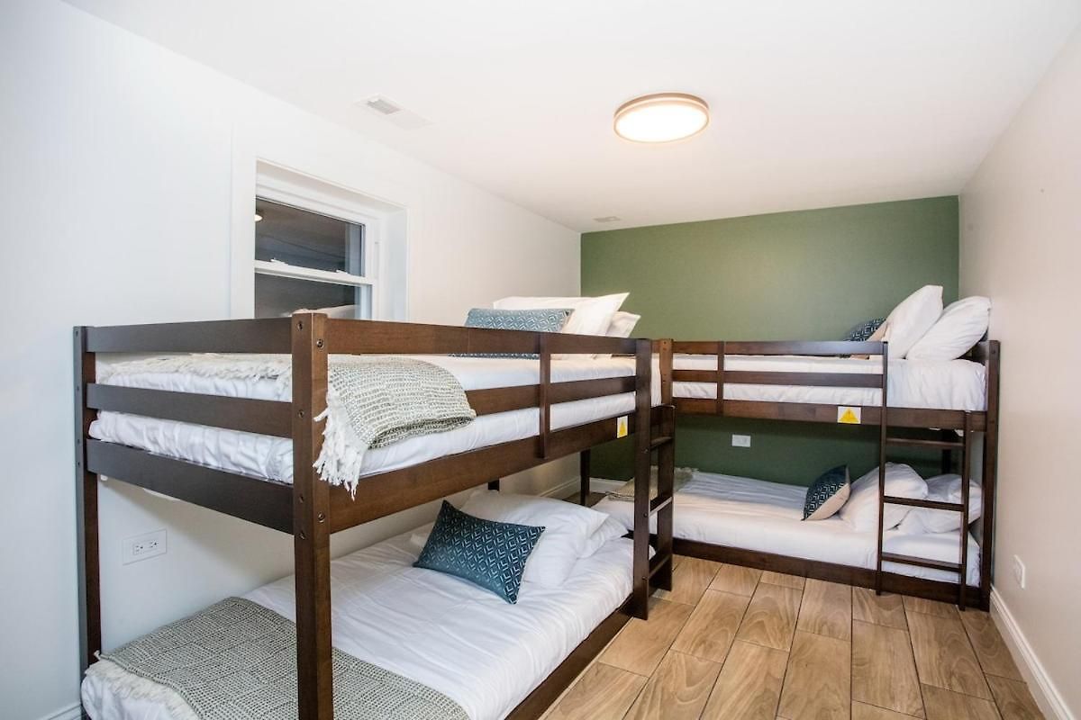Holiday home The Retreat - Hot Tub, Theater, Game Room, Fire Pit, Bar, Sleeps 14 *
