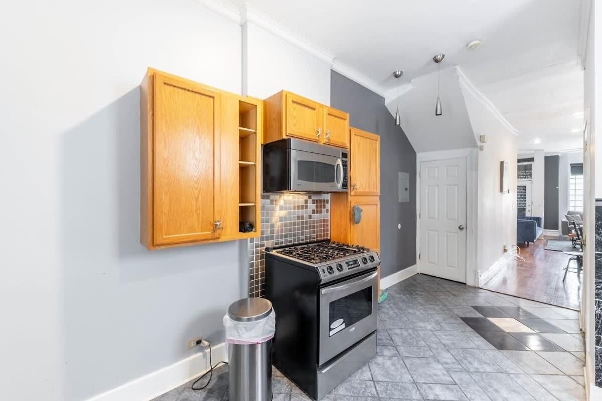 Modern 4 Bedroom Greystone Holiday home *