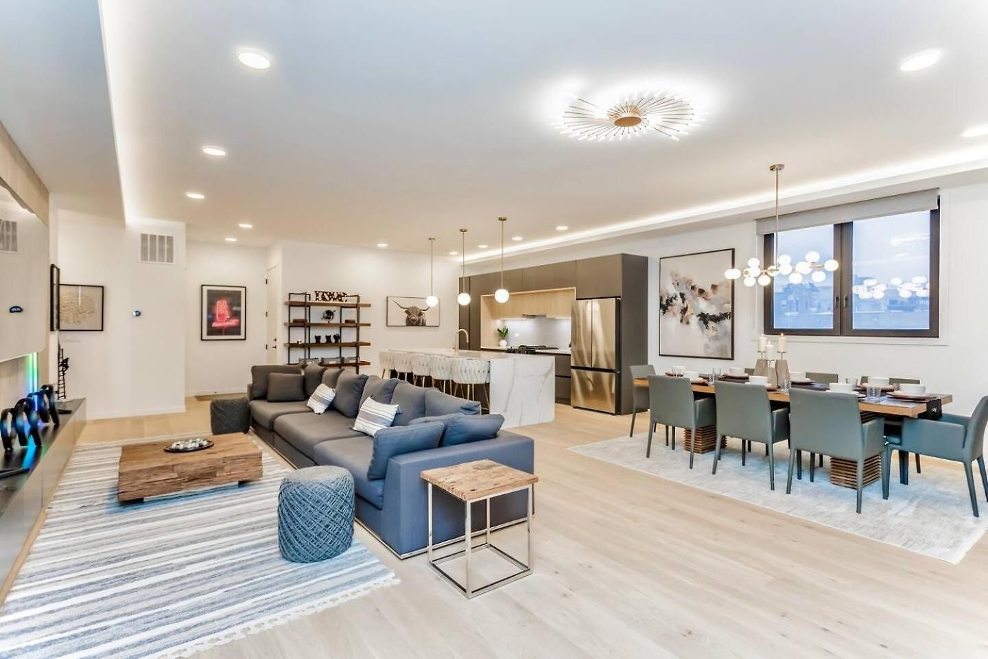 Ultra Modern Luxury - New Construction 4 Bedrooms Holiday home