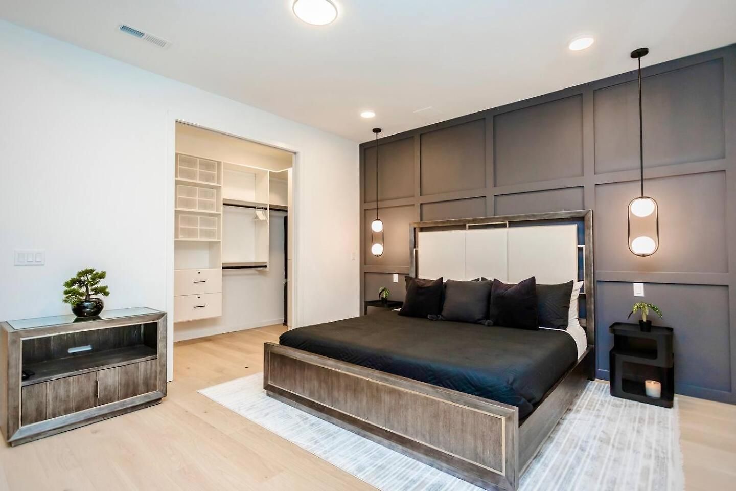 Ultra Modern Luxury - New Construction 4 Bedrooms Holiday home *
