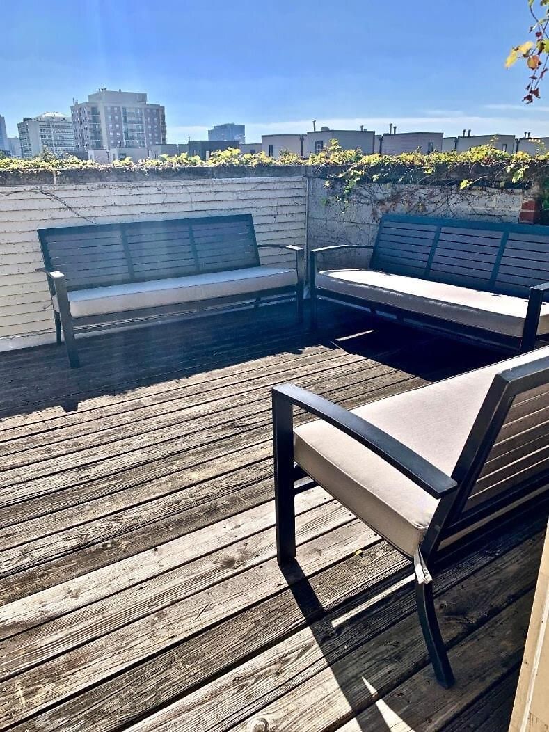 2 Rooftops 2 Car Garage 4 Stories * Chicago