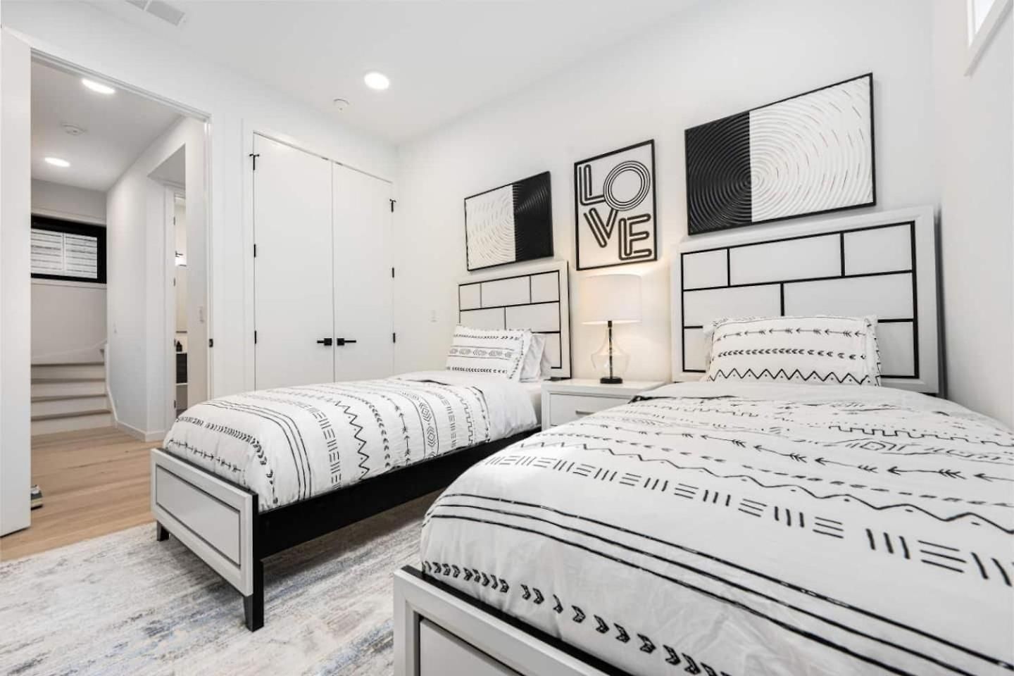 Holiday home Ultra Modern Luxury - New Construction 4 Bedrooms