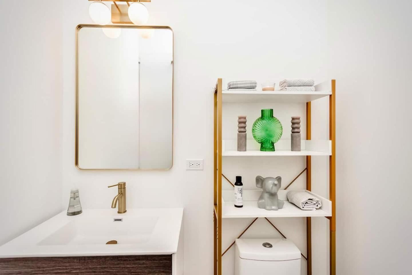 Ultra Modern Luxury - New Construction 4 Bedrooms Chicago