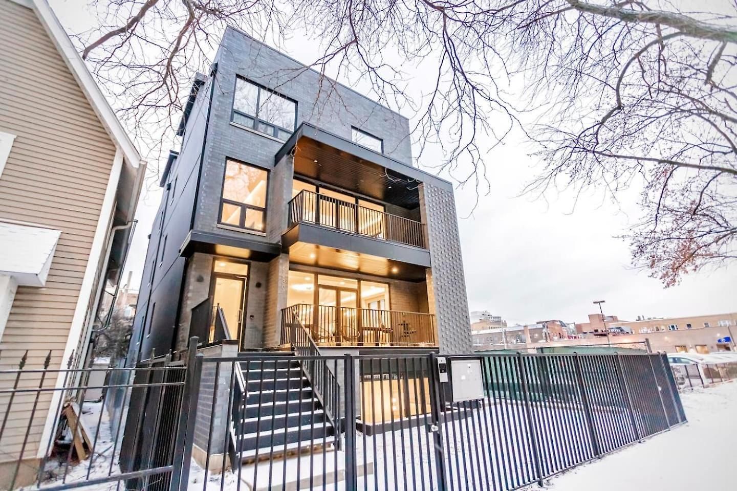 Ultra Modern Luxury - New Construction 4 Bedrooms *