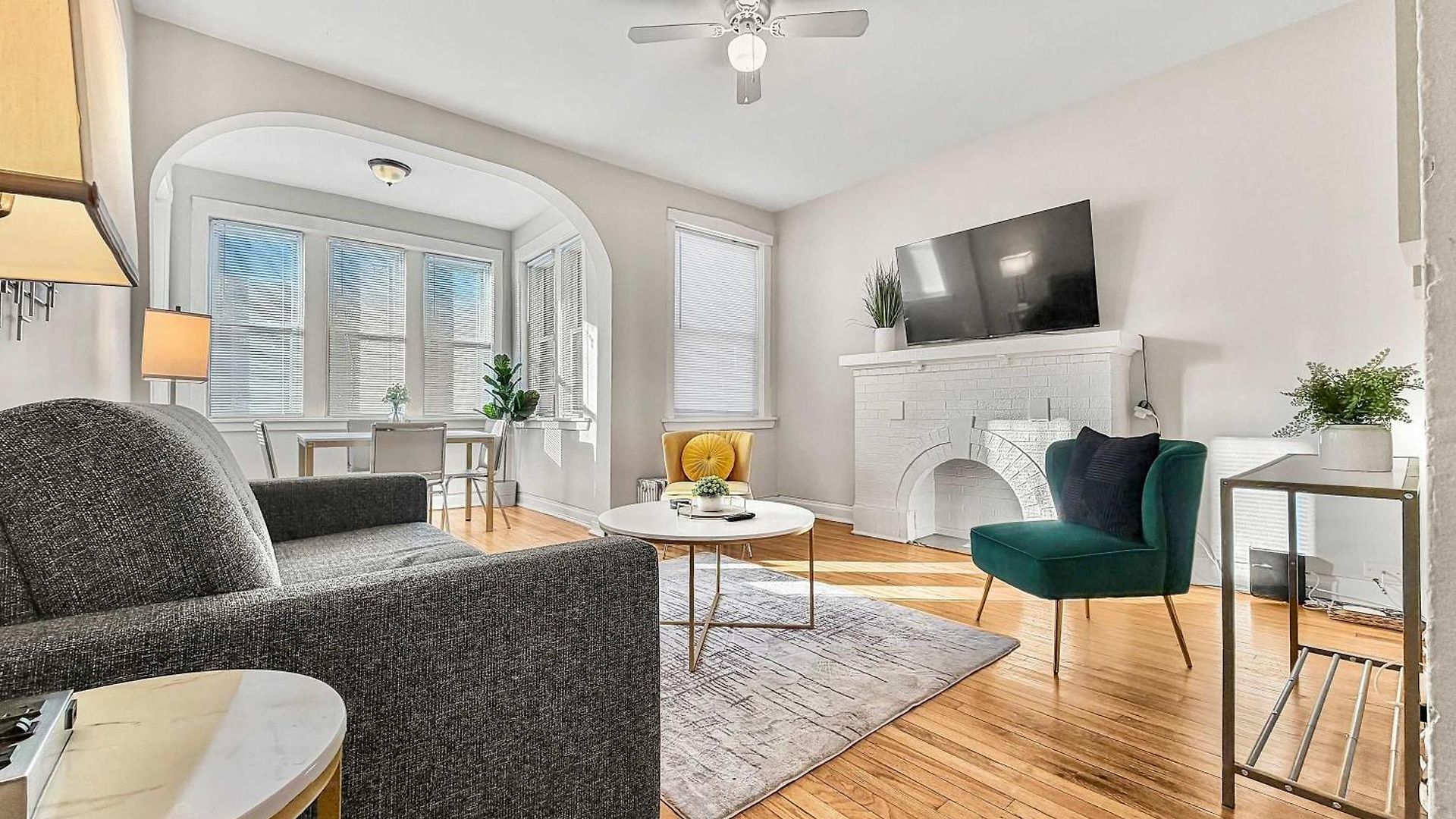 3br Spacious In - Newgard Rep