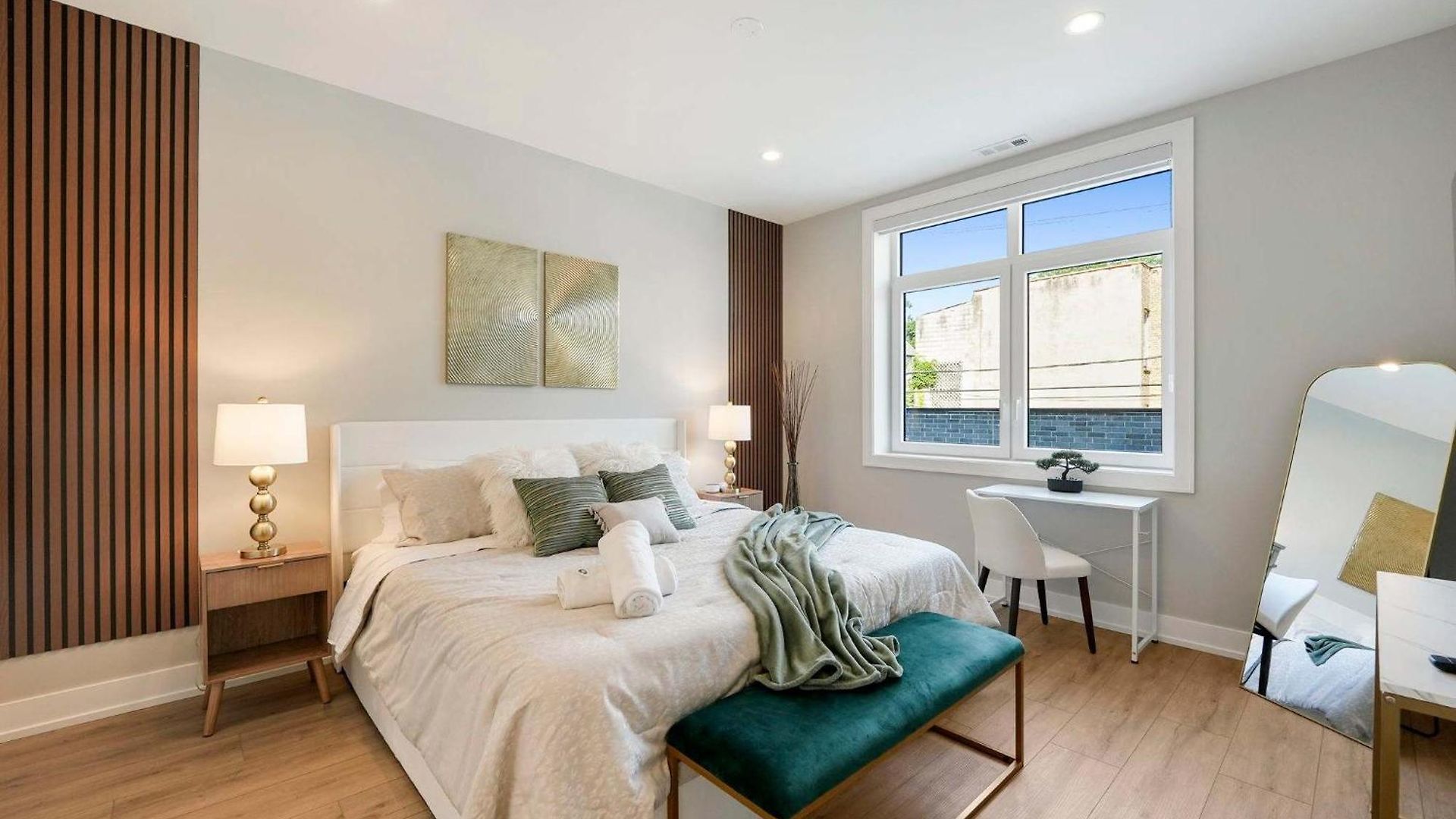 Welcoming Month Long 2bd 2ba With Parking * Chicago