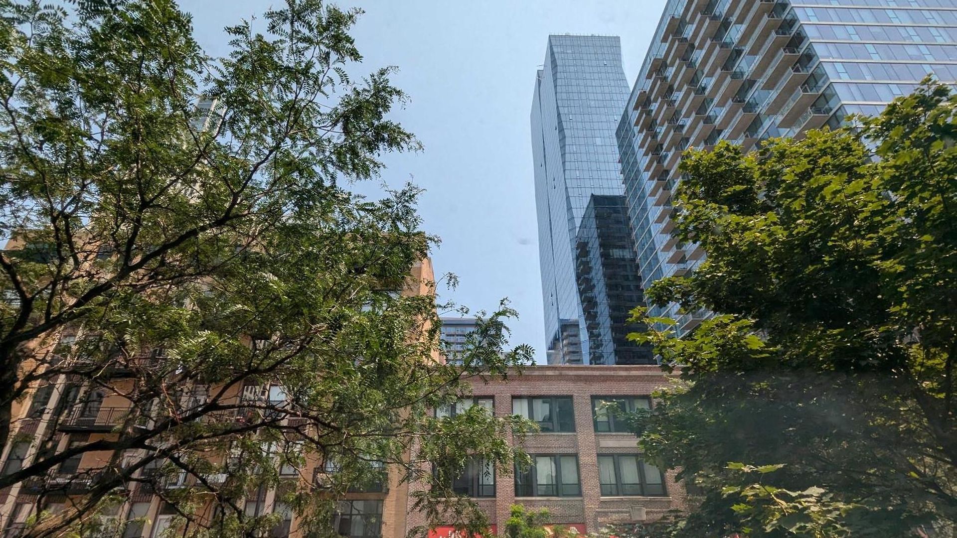 South Loop 4 Bedroom *