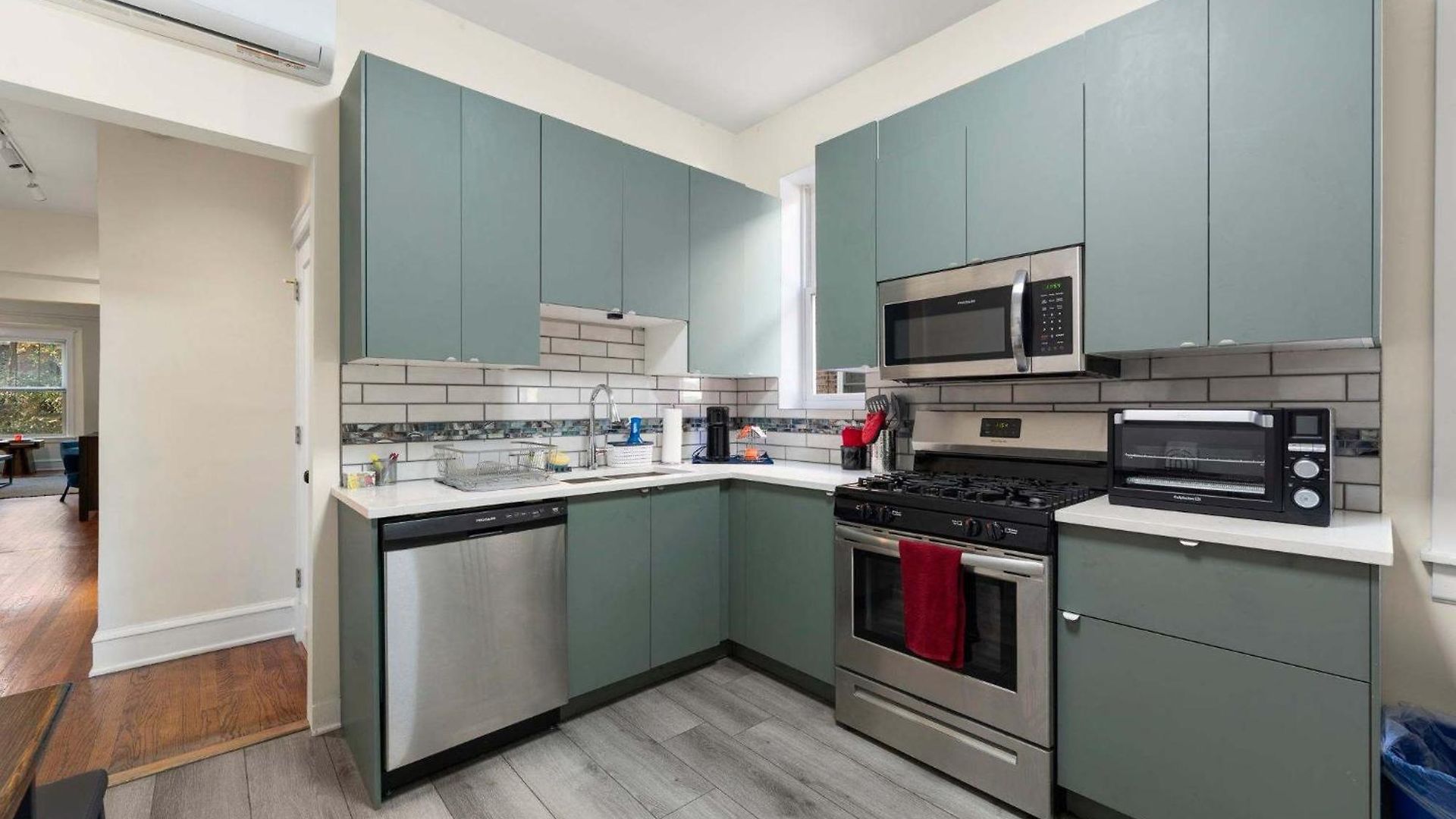 Apartment Edgewater Glen 3bd Cozy Retreat *