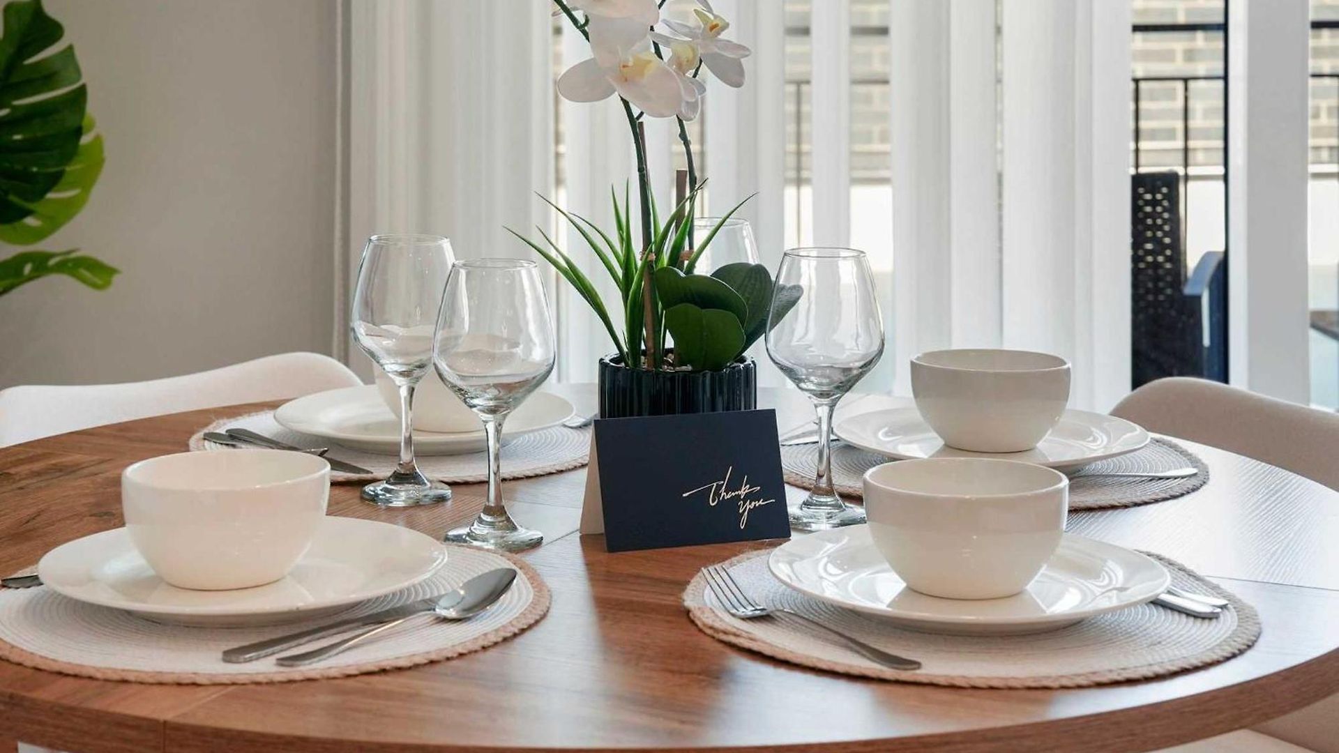 Apartment Modern By Med District With Parking & Laundry Chicago