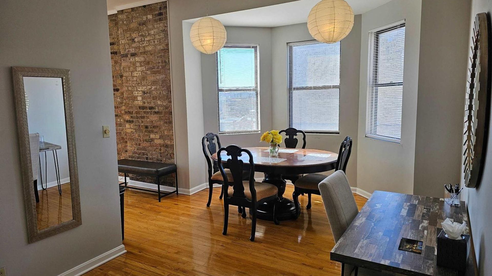 Two Bedroom West Loop * Chicago