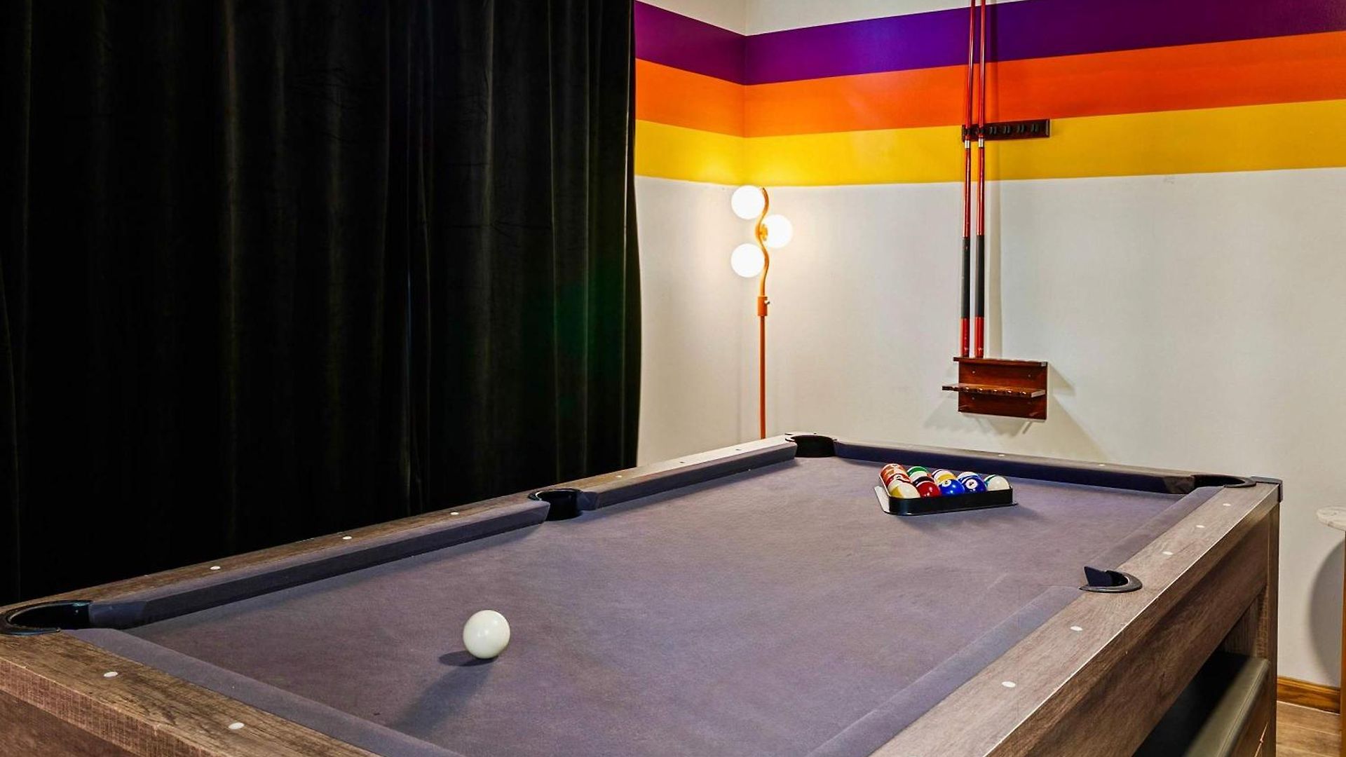 Pool Table, Pingpong, Arcade, 2-car Parking, 3 Floors Chicago