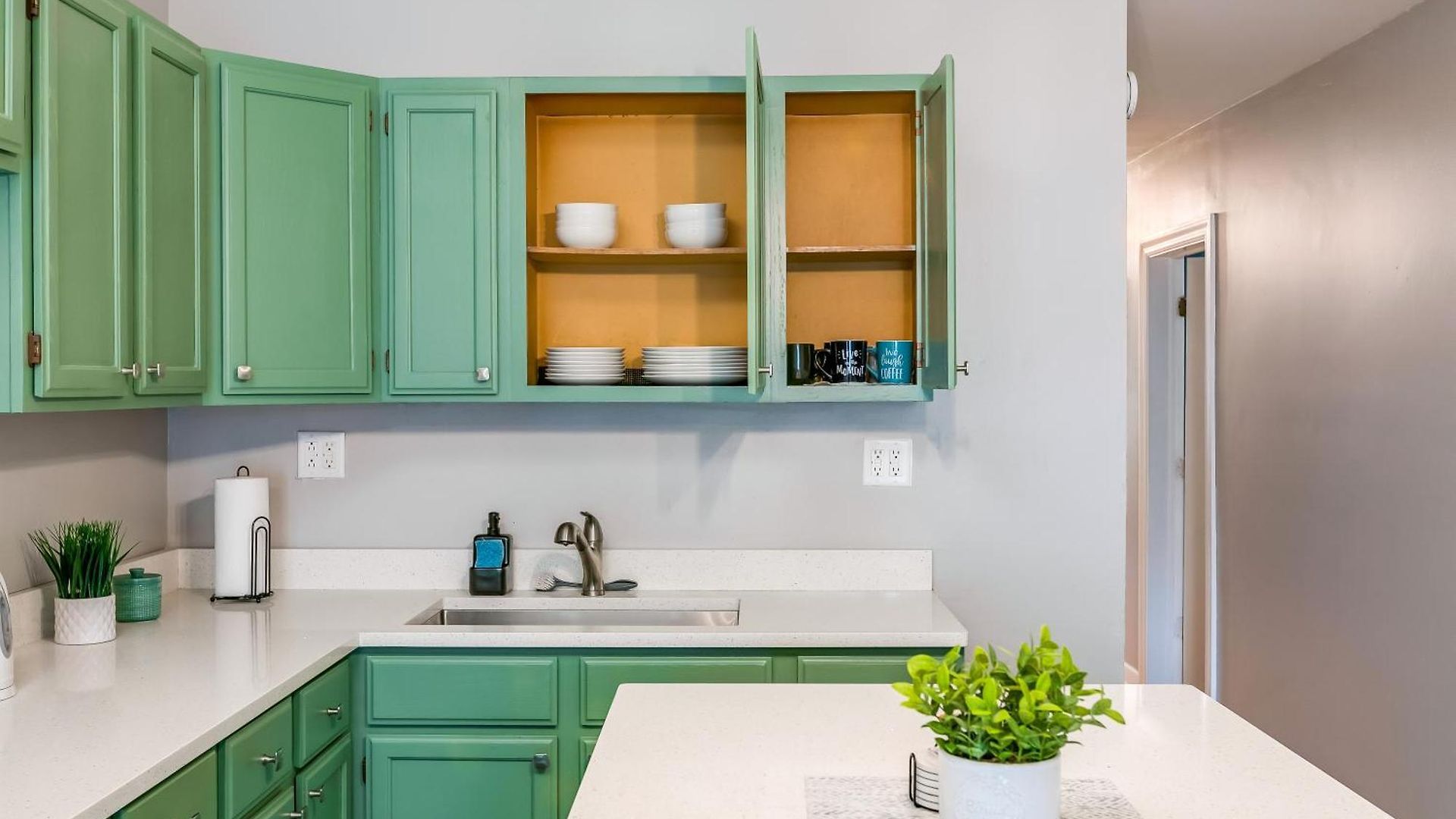 Logan Sq 4br - Free Parking - Near Nightlife & Dt