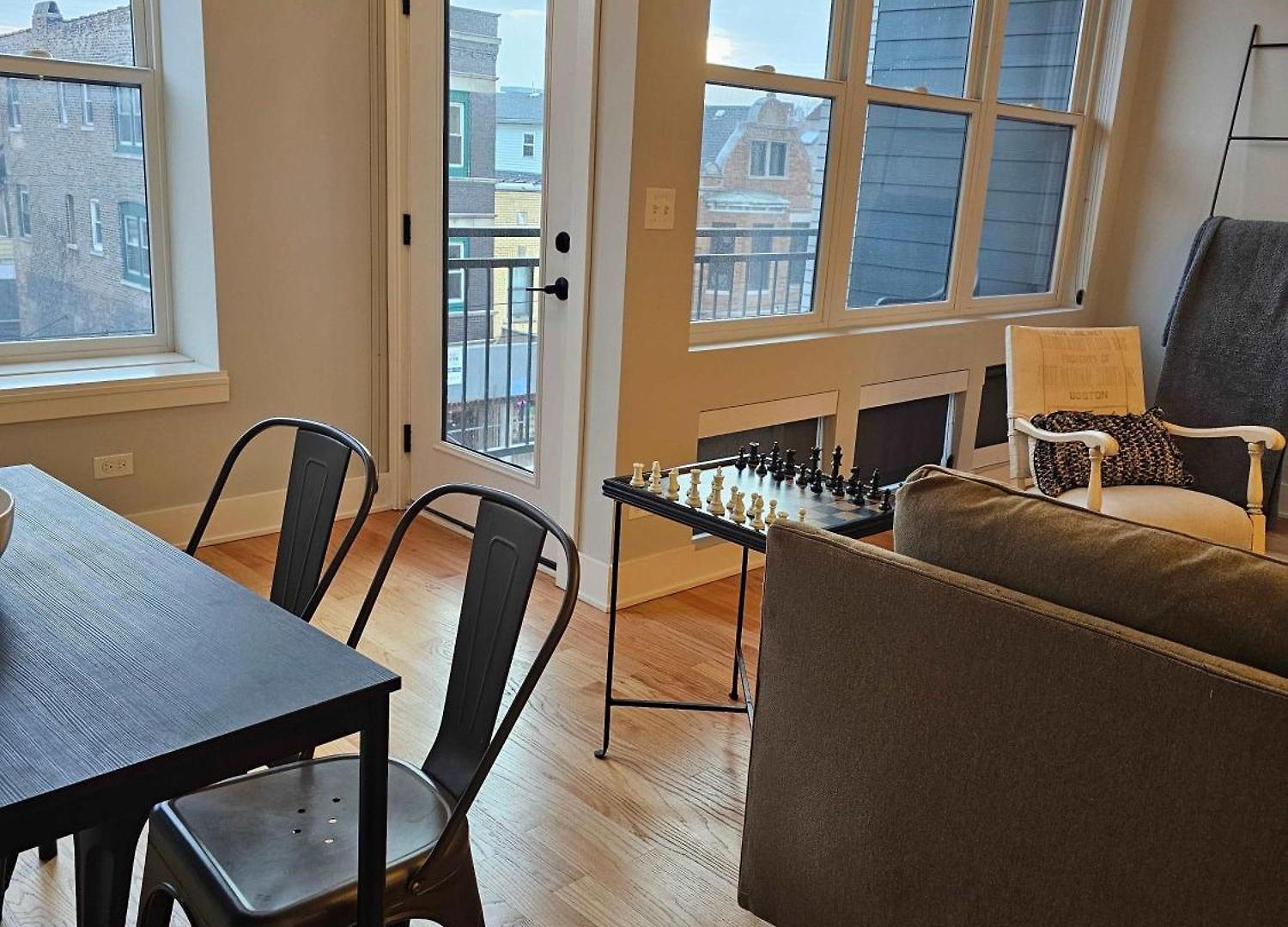 Updated 3 Bedroom Downtown Pilsen