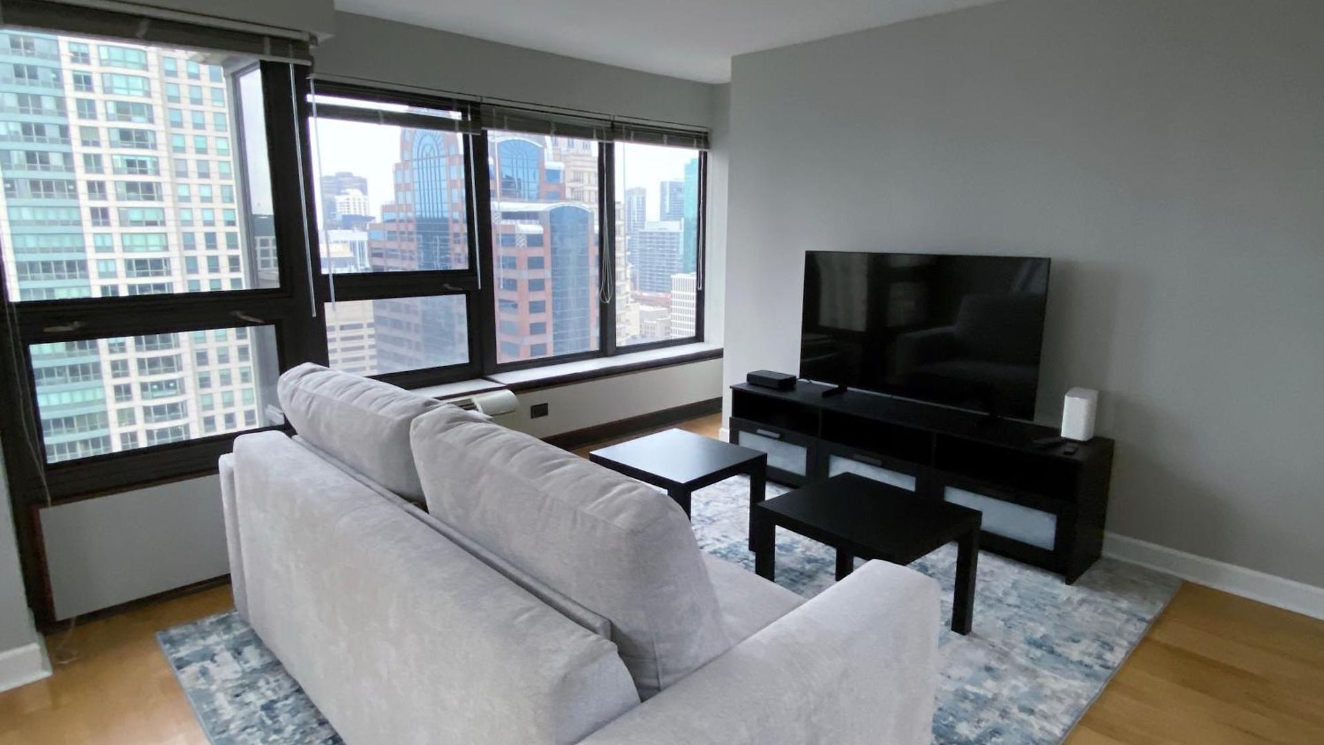 River North Magnificent Mile Condo, And Views, 43rd Floor Corner, Parking Included!