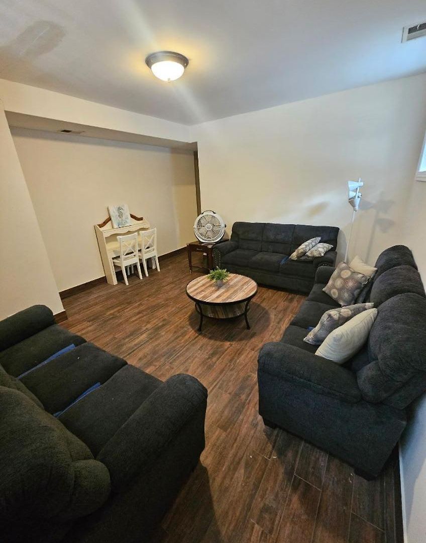 Gold Coast Downtown Sleeps 20 Apartment
