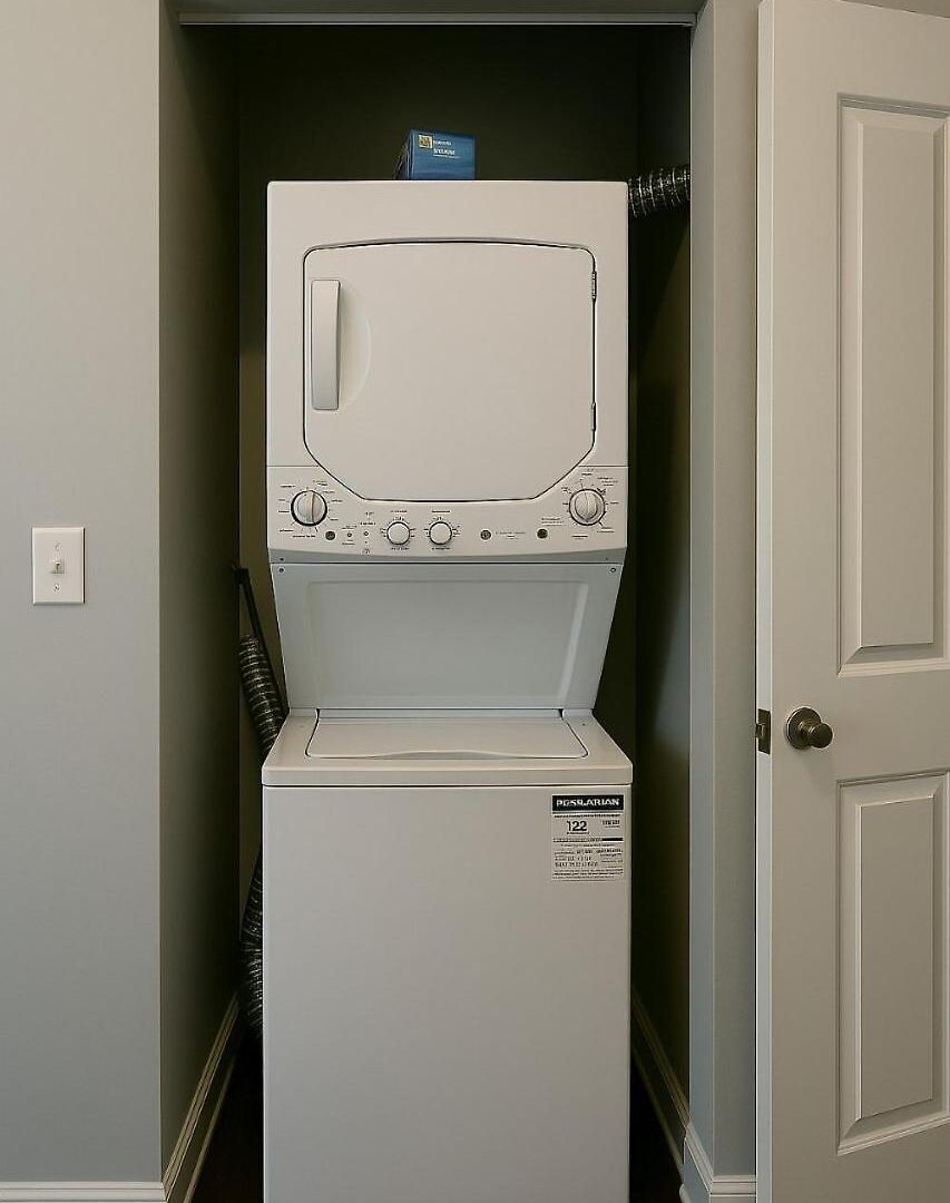 Spacious 1br With Washer Dryer Near Cta Apartment