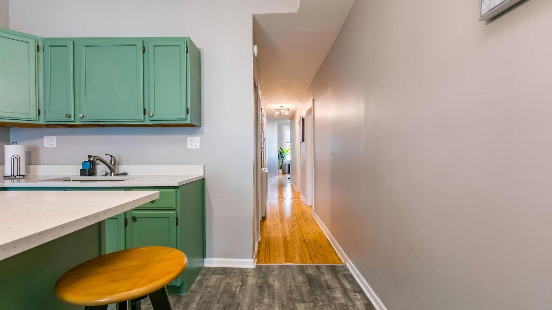Logan Sq 4br - Free Parking - Near Nightlife & Dt * Chicago