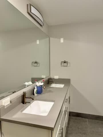 4 Bedroom Sleeps 20 People Chicago
