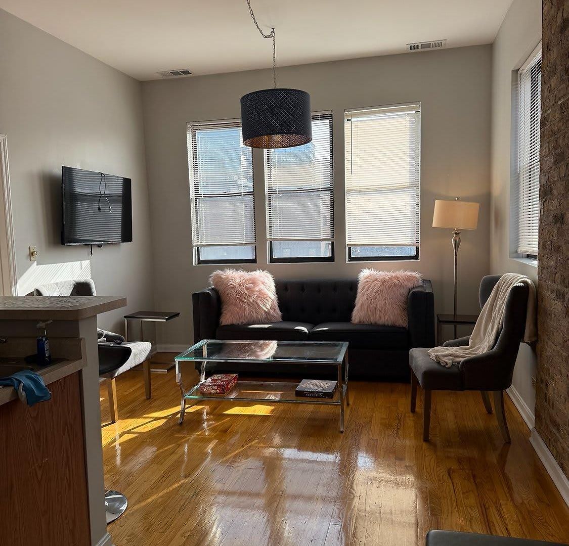 Two Bedroom West Loop